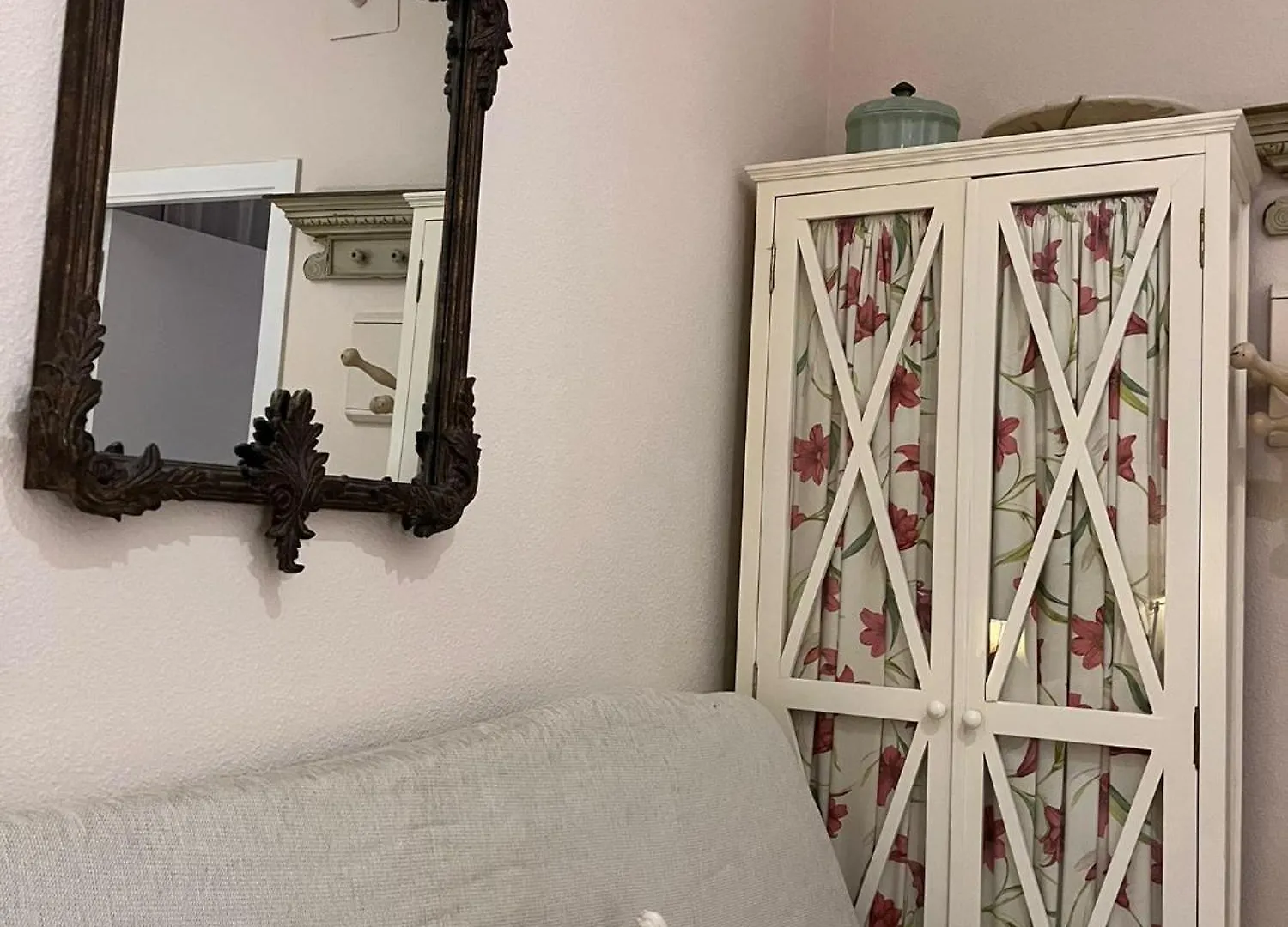 Apartment Apartamento Con Encanto Muy Centrico En Pilatos Sevilla Ideal Para Pareja Spain