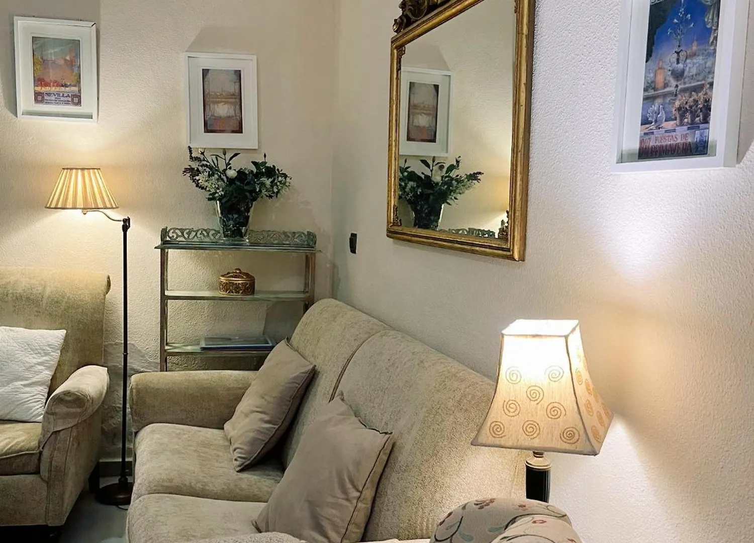 Apartamento Con Encanto Muy Centrico En Pilatos Sevilla Ideal Para Pareja Seville